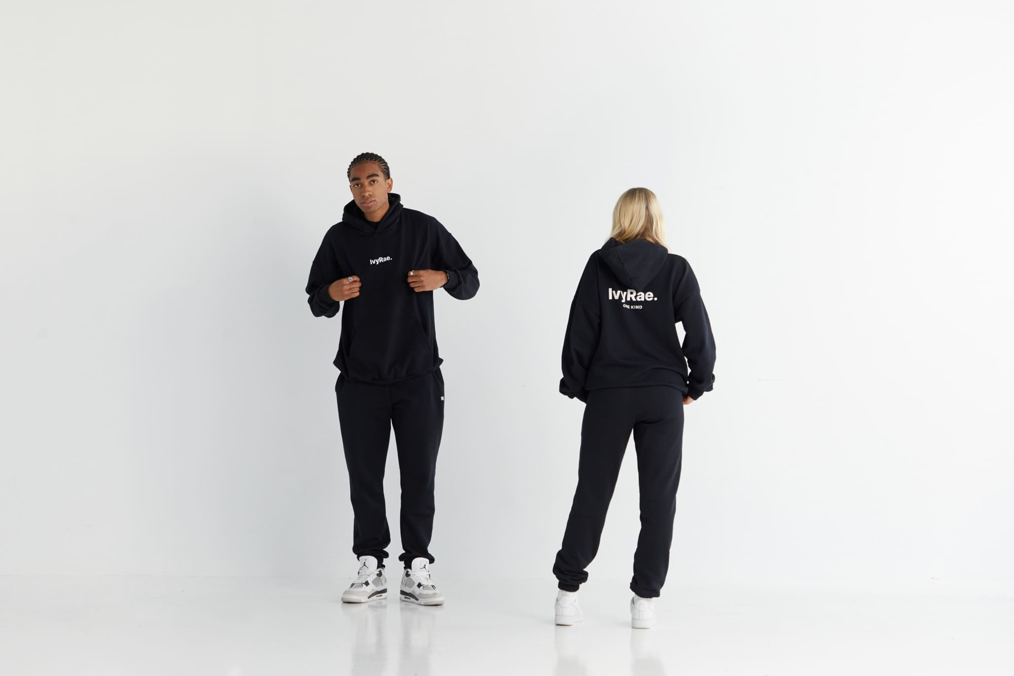 CLASSIC TRACK PANT - Black