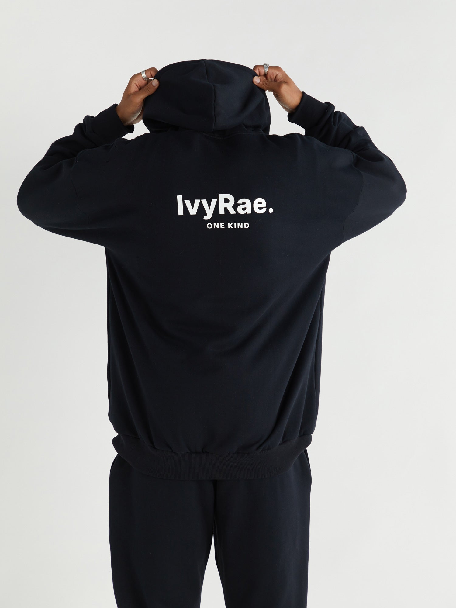 BOX HOODIE - Black